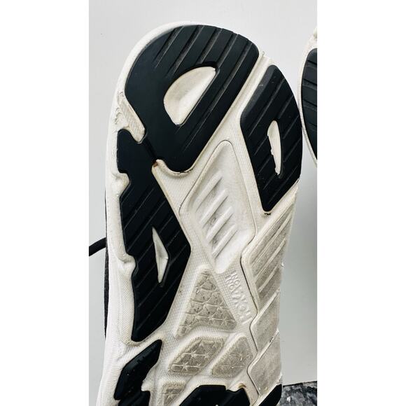 Hoka One One Arahi 7 Shoes Mens 12D Black 1147850 BWHT main image 11